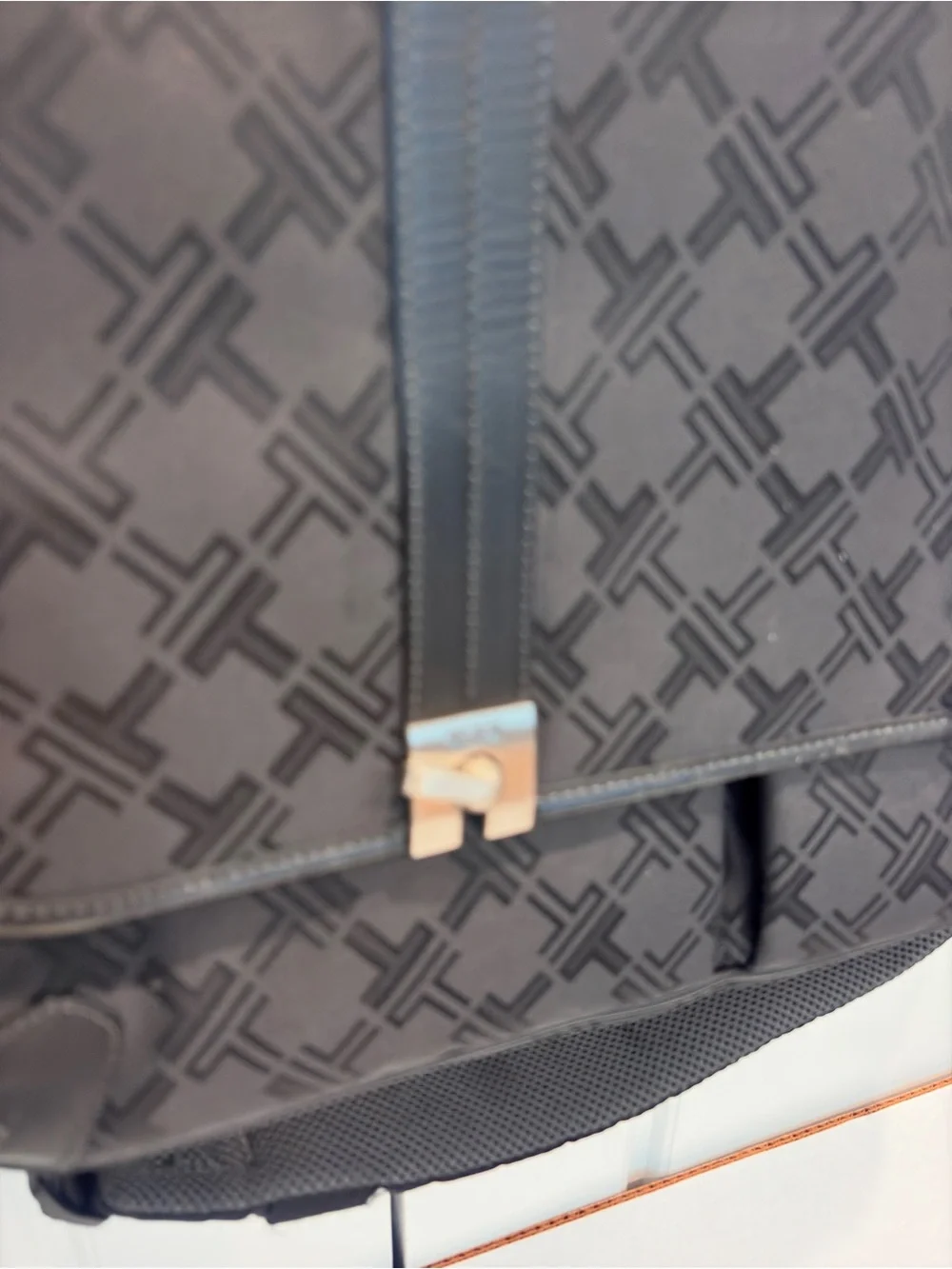 Tumi clean non